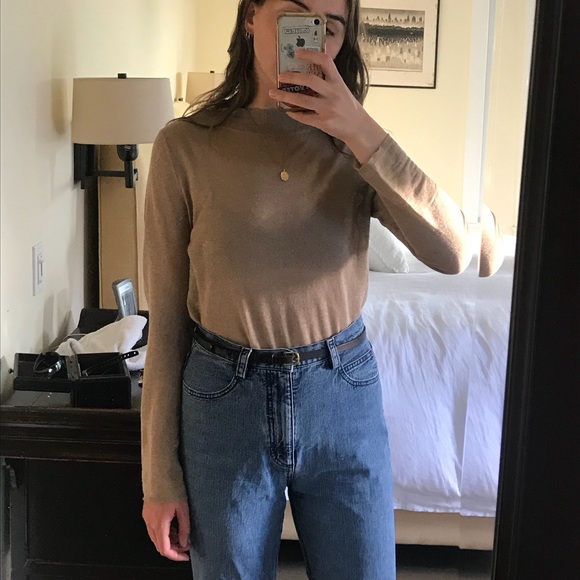 SOLD Pari Desai lightweight mockneck - Picture 2 of 5